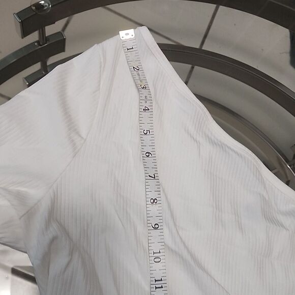 New White One-Shoulder Rib-Knit Top - Picture 6 of 8